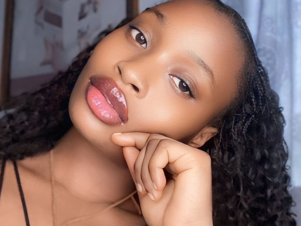 LunaSilhouette Desnudo