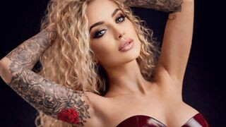 LuxeAnna Cam