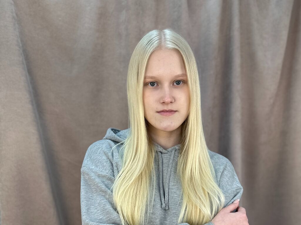 LynneCusson LiveJasmin
