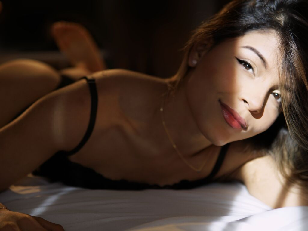 LyseLarsson LiveJasmin