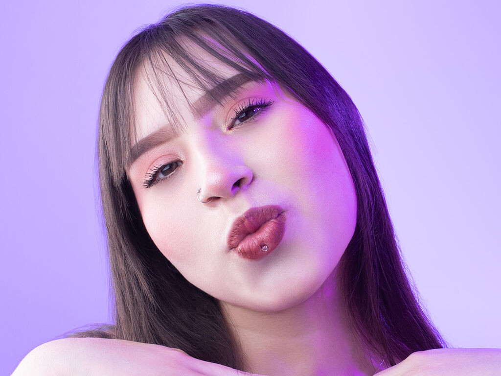 MadeleynRose LiveJasmin