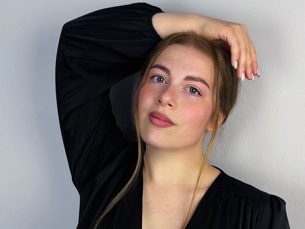 MadelineVoss Desnudo