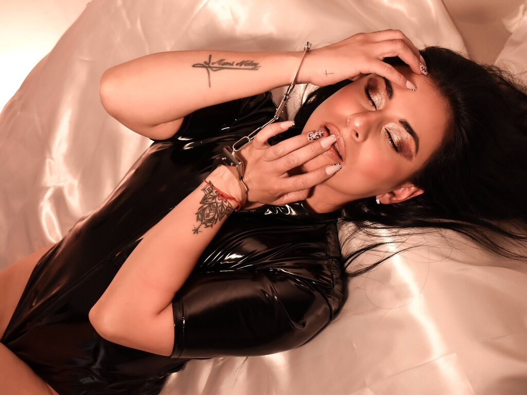 MadyColman LiveJasmin