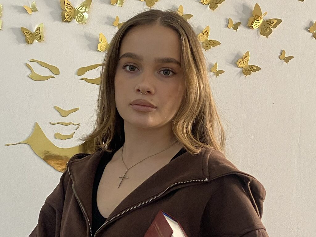 MagdaleneLoe Desnudo