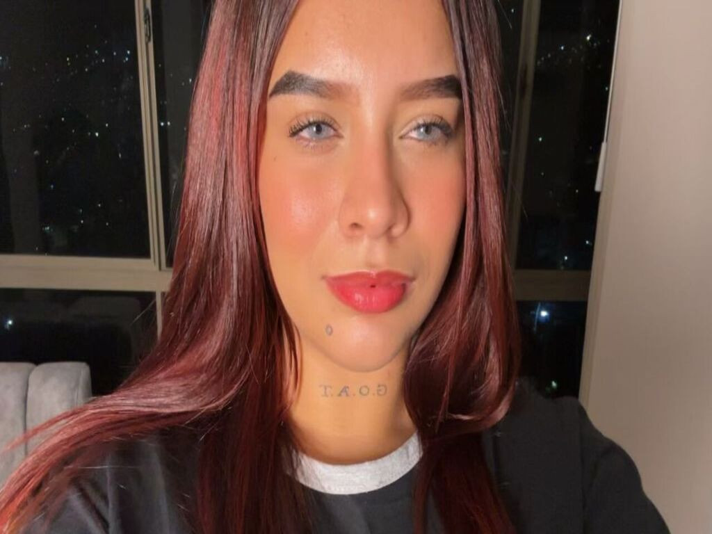 MaidyIsaza LiveJasmin