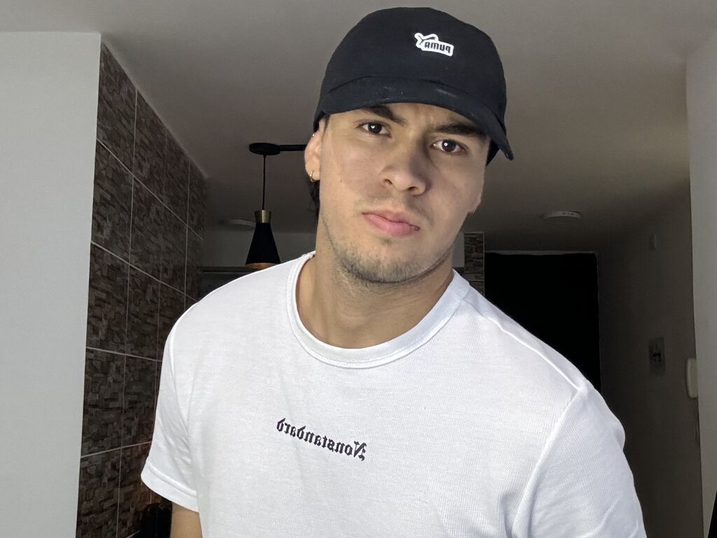 MaisonPierce LiveJasmin