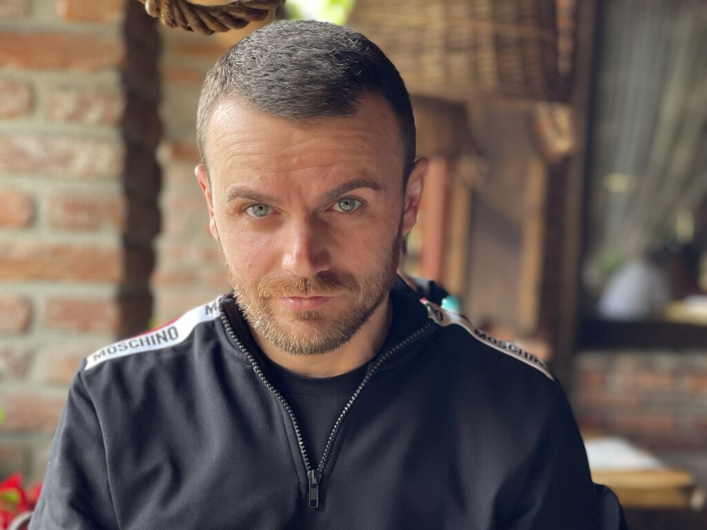 MarkBovi LiveJasmin