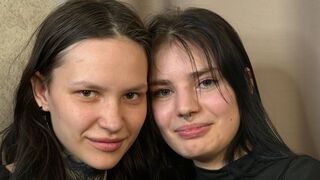 MaryettaAndKenia Cam