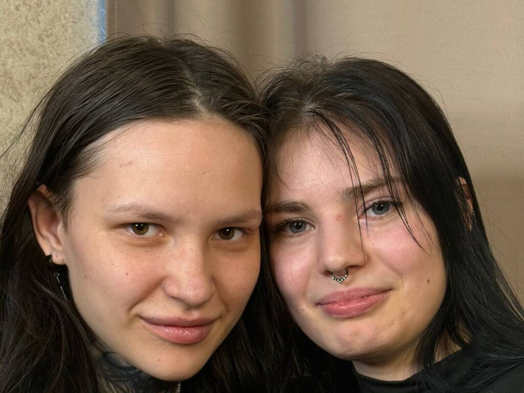 MaryettaAndKenia LiveJasmin