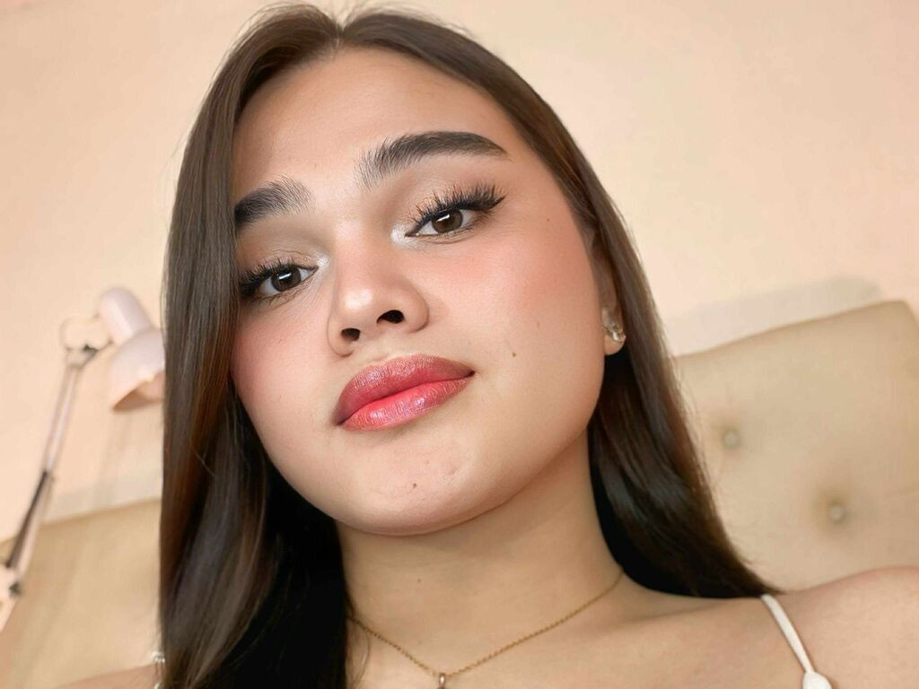 MaxieDevyn LiveJasmin