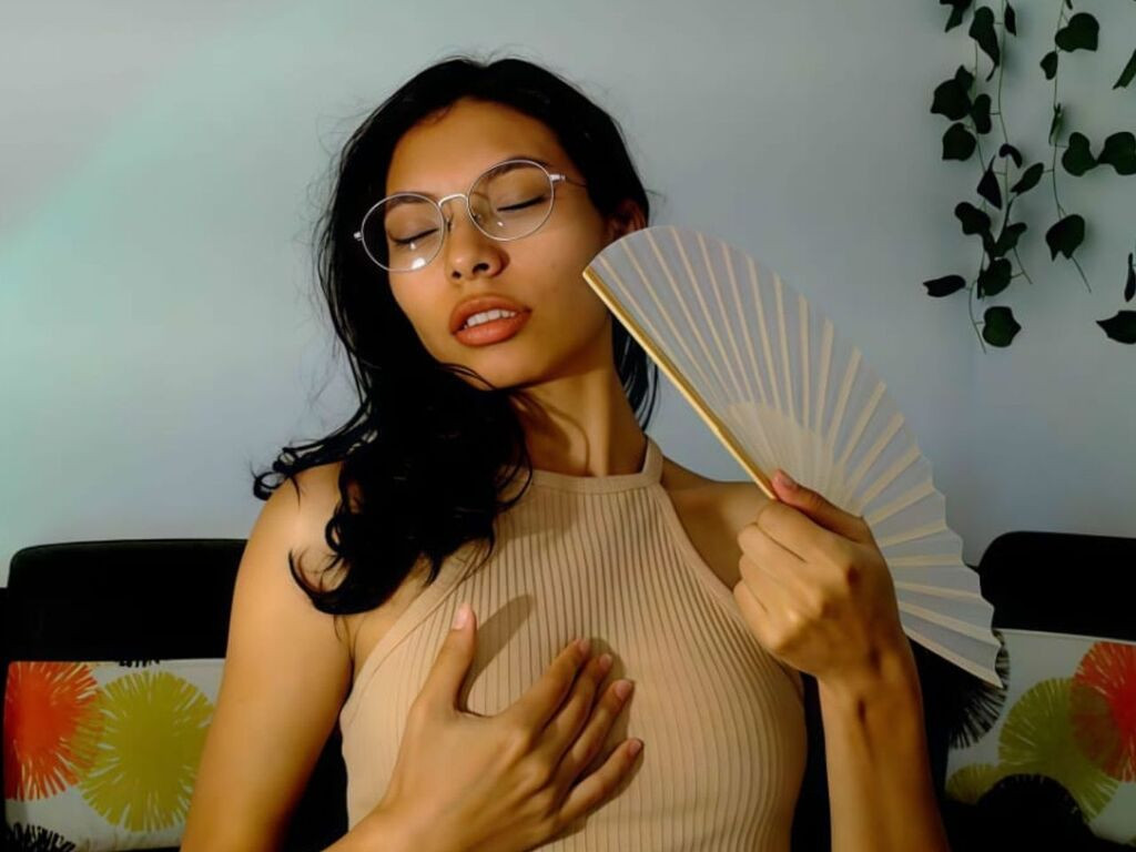 MayaRouge LiveJasmin