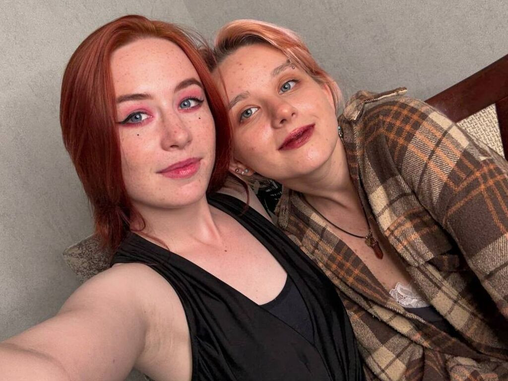 MaydaAndDoretta Nude