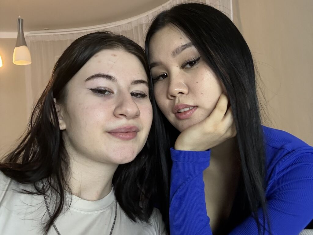 MaymeAndSusanna Nude