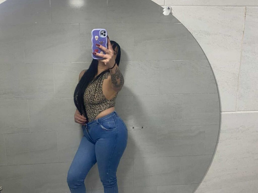 MelanieDaring Desnudo