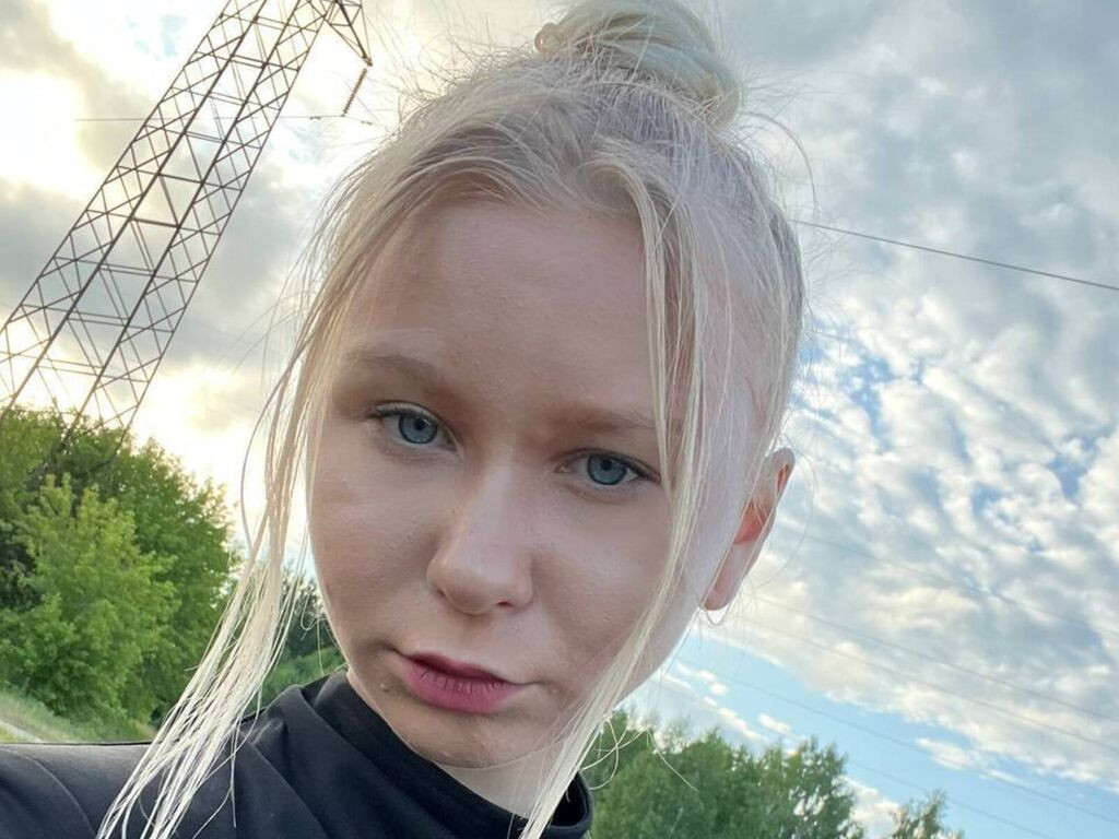 MelbaKines LiveJasmin