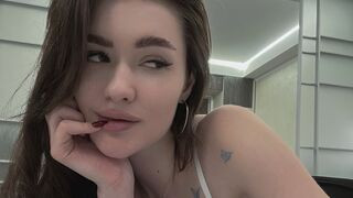 MelissaWelth Cam