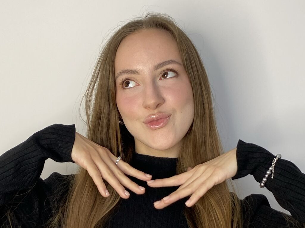 MertieStaheli LiveJasmin
