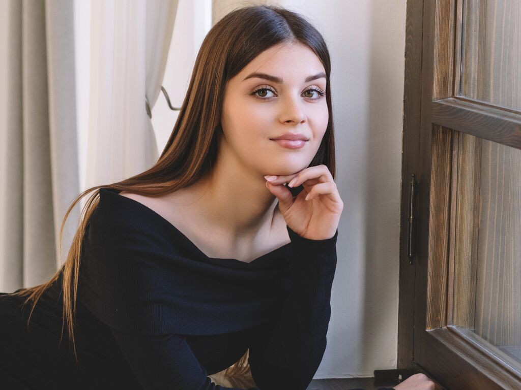 MiaArms LiveJasmin