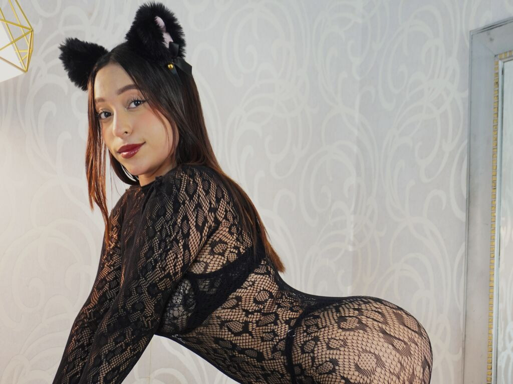 MiaCamill LiveJasmin