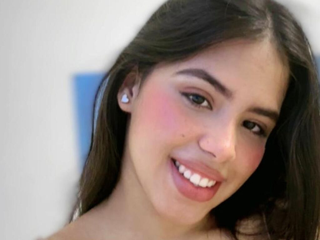 MiaFoxyx LiveJasmin
