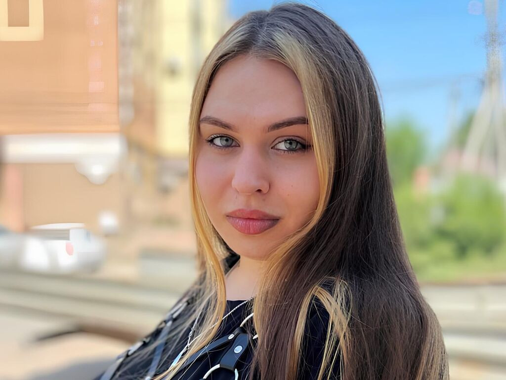 MilaPlus LiveJasmin