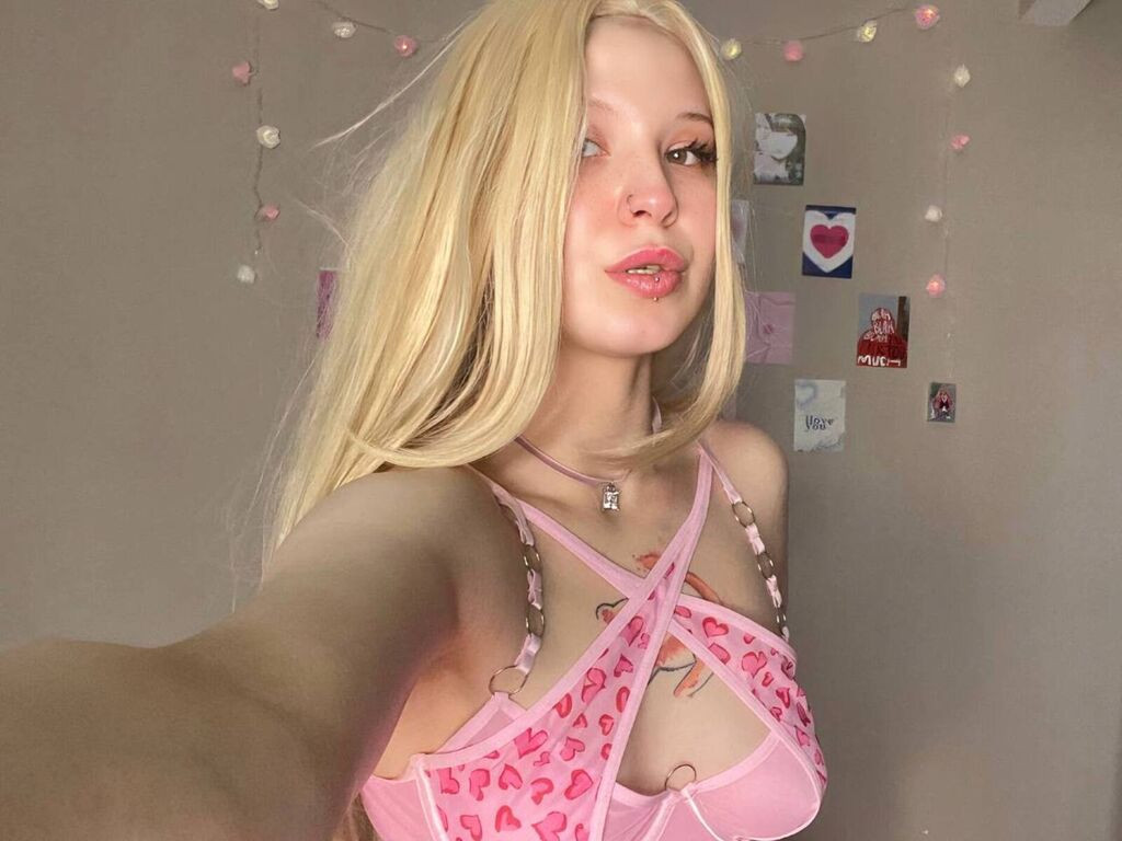MileyBynes LiveJasmin