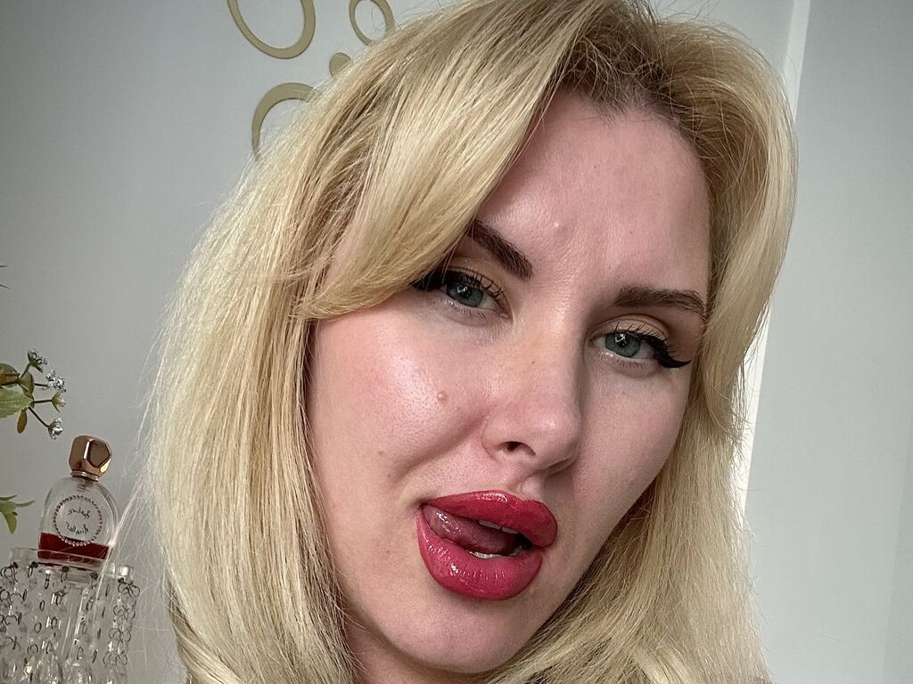 MonicaArden LiveJasmin