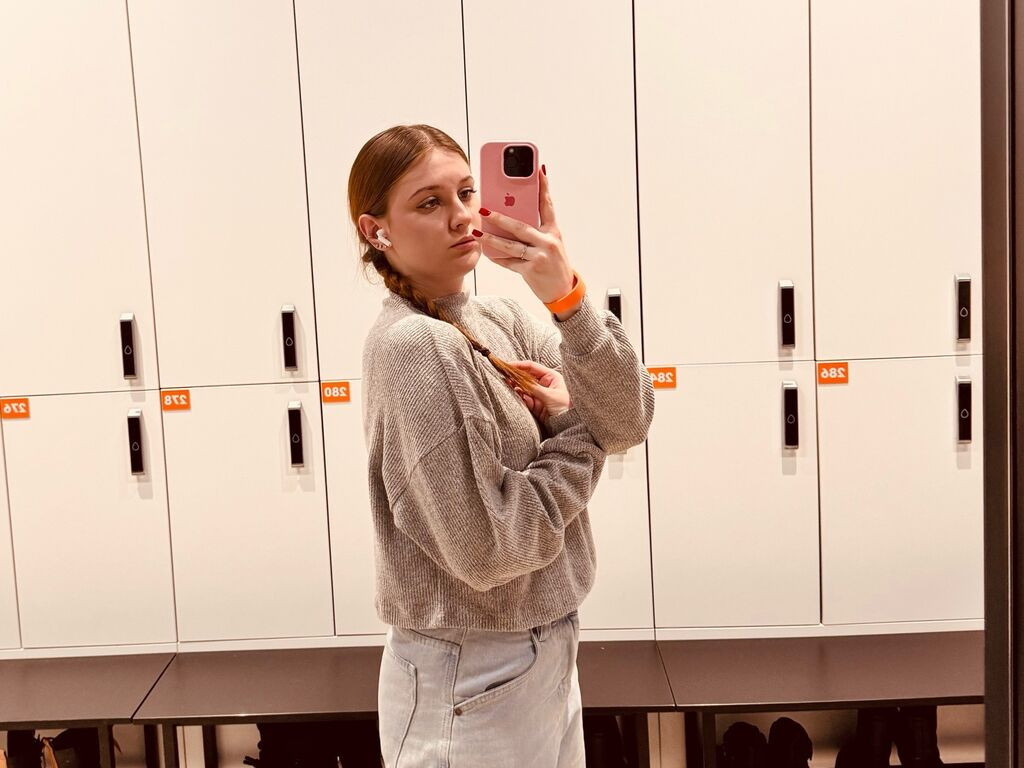 MonserrateEguze Desnudo