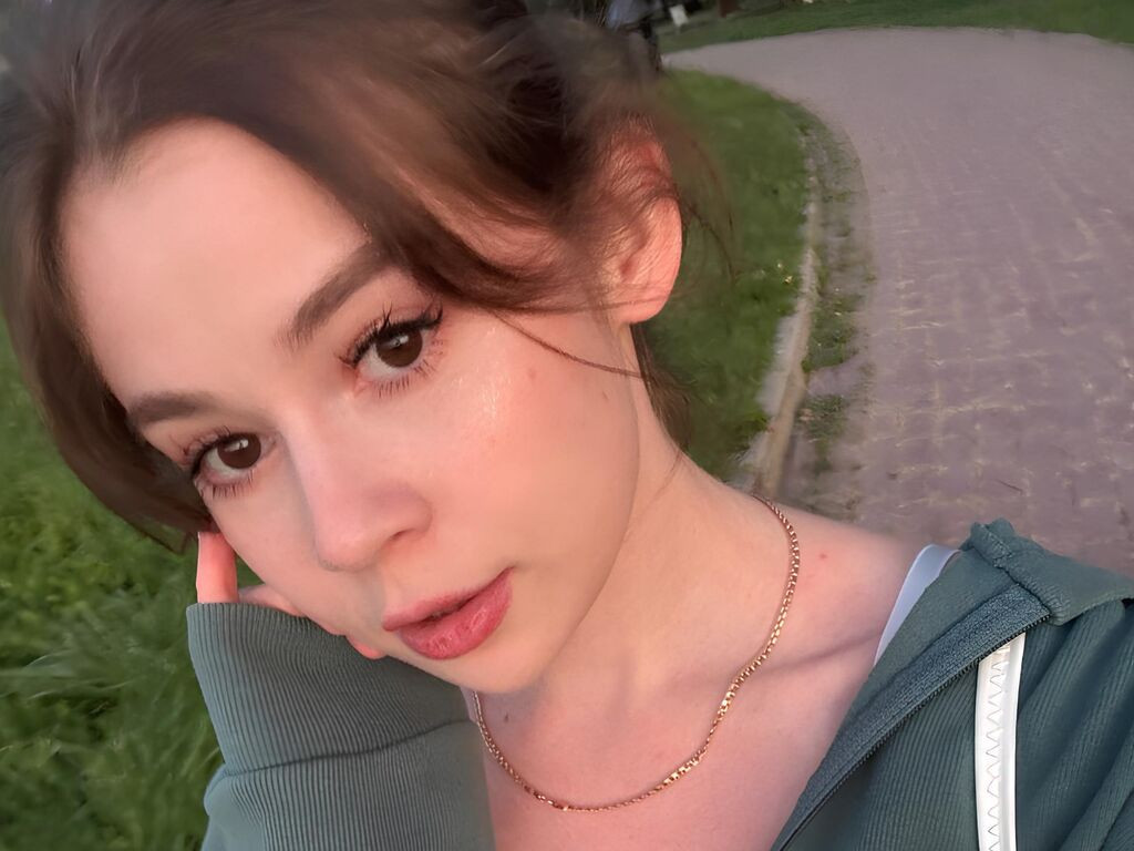 MozelleSchenz LiveJasmin