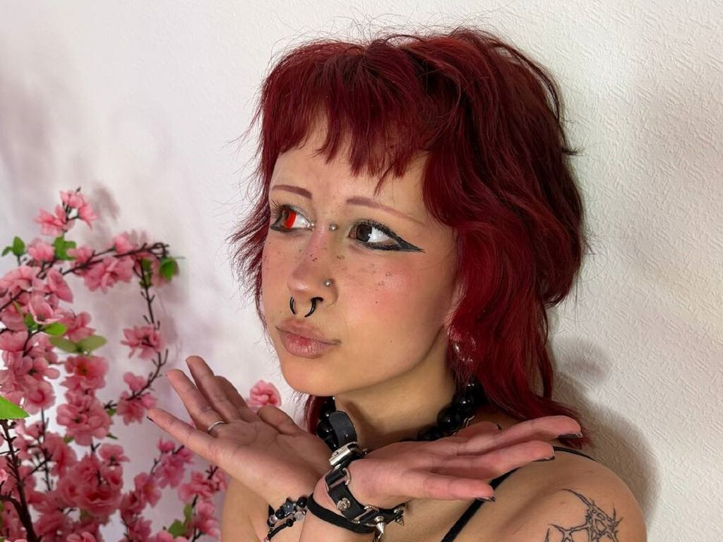 NanaSatto Nude