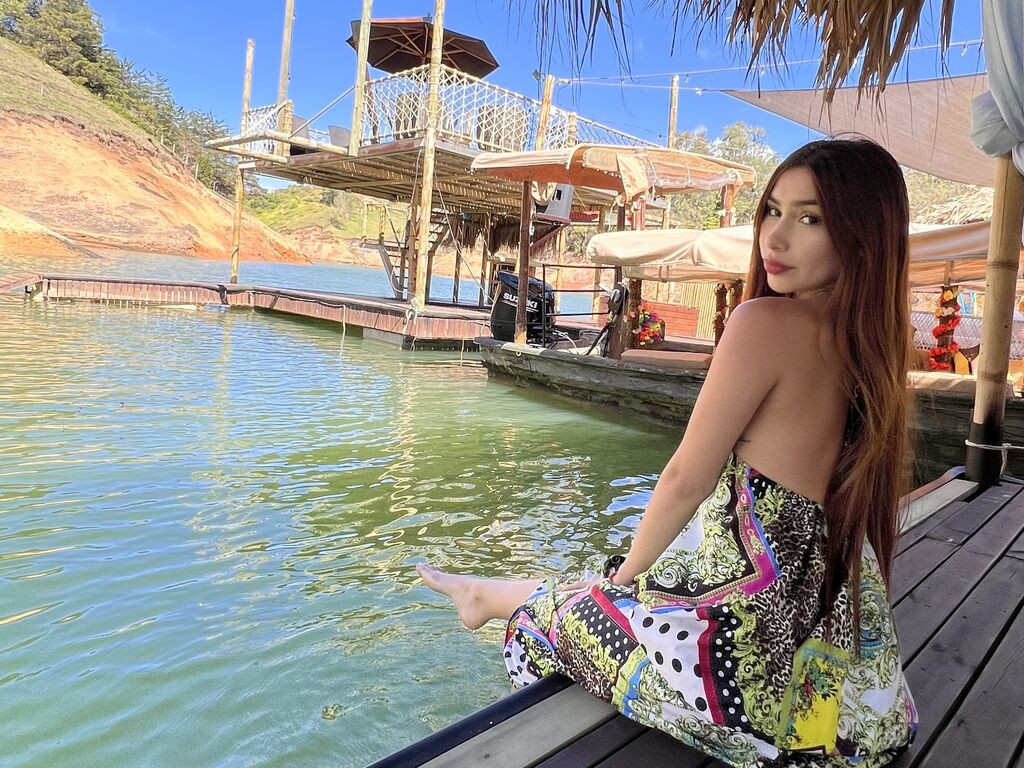 NaomiLombardo LiveJasmin