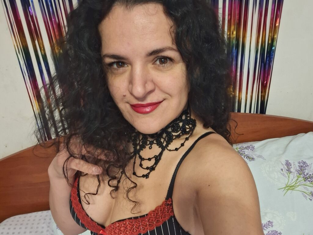 NataliaCurly LiveJasmin