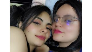 NatashaAndKitty Cam