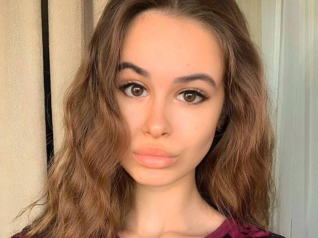NatashaGillins LiveJasmin