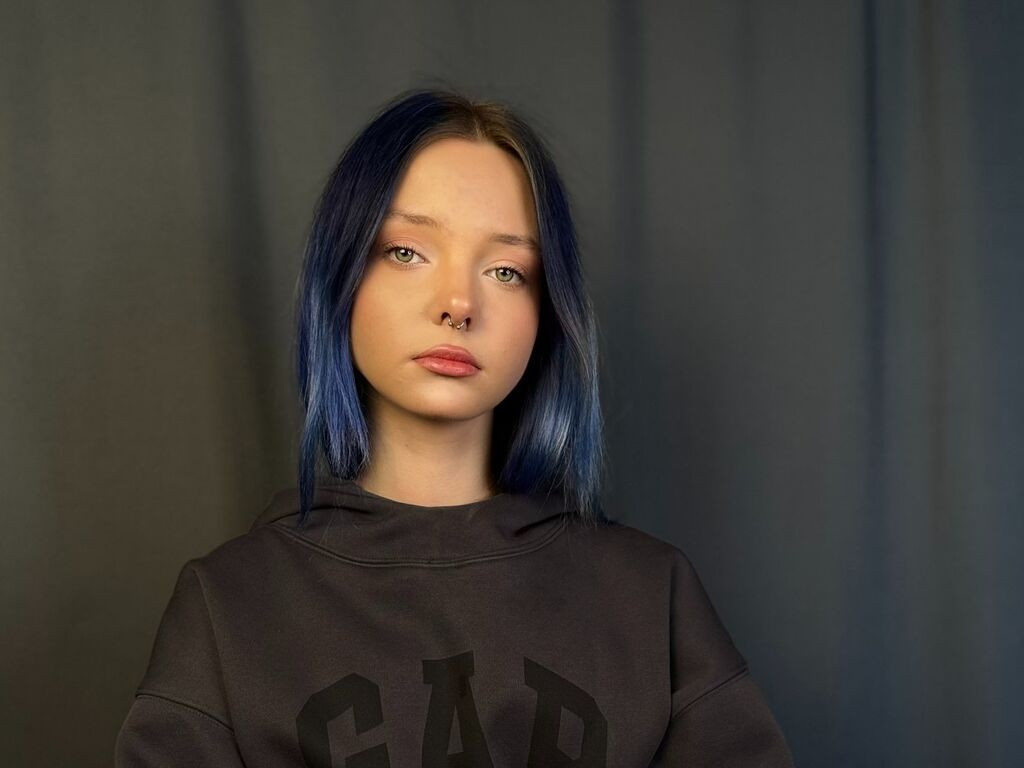 NickiWiniecki LiveJasmin