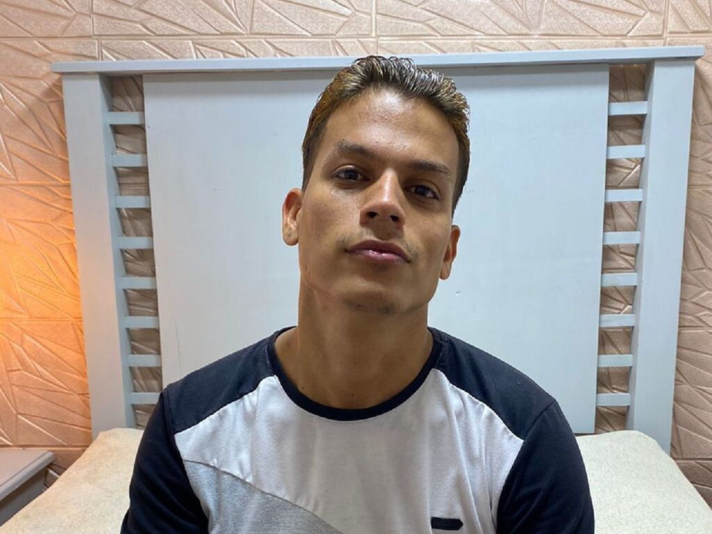 NicolasHodgson LiveJasmin