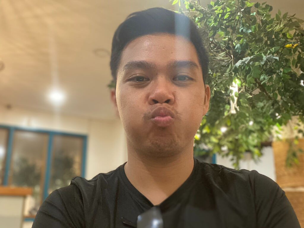 NicolleUy LiveJasmin