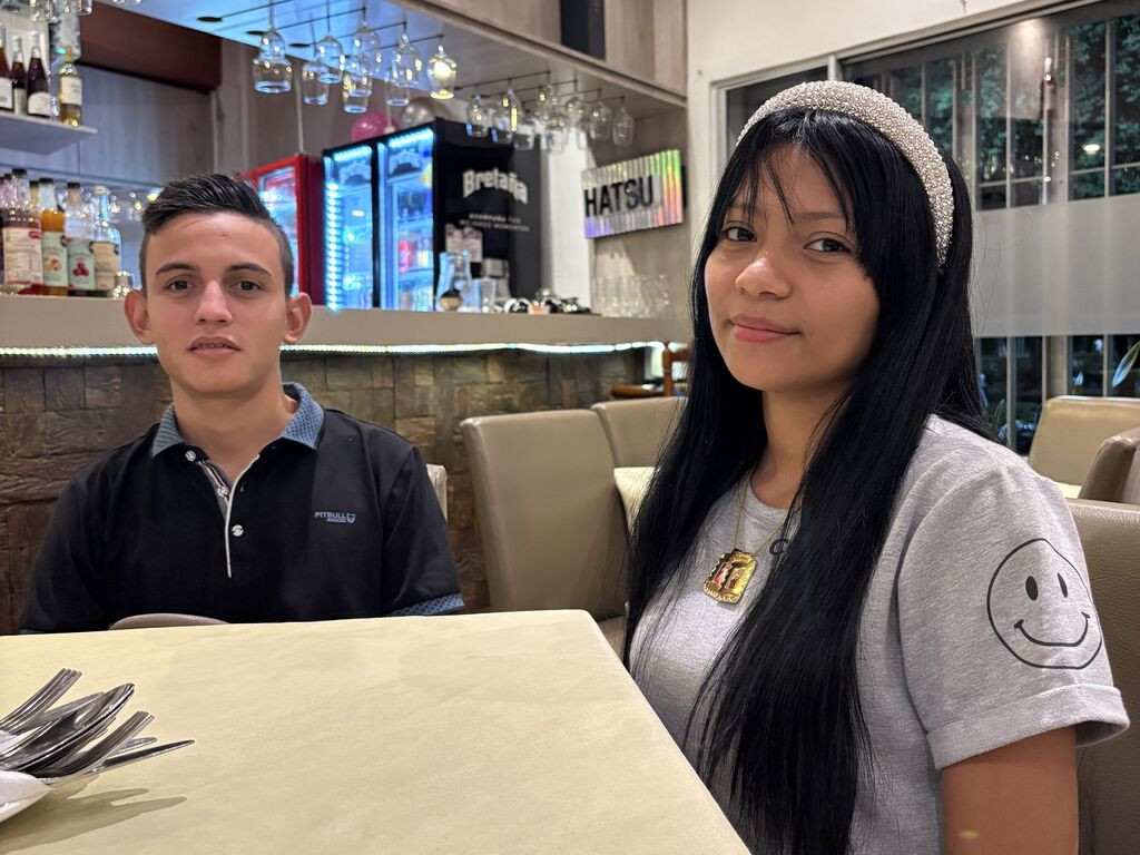 NicolleandLucas Desnudo