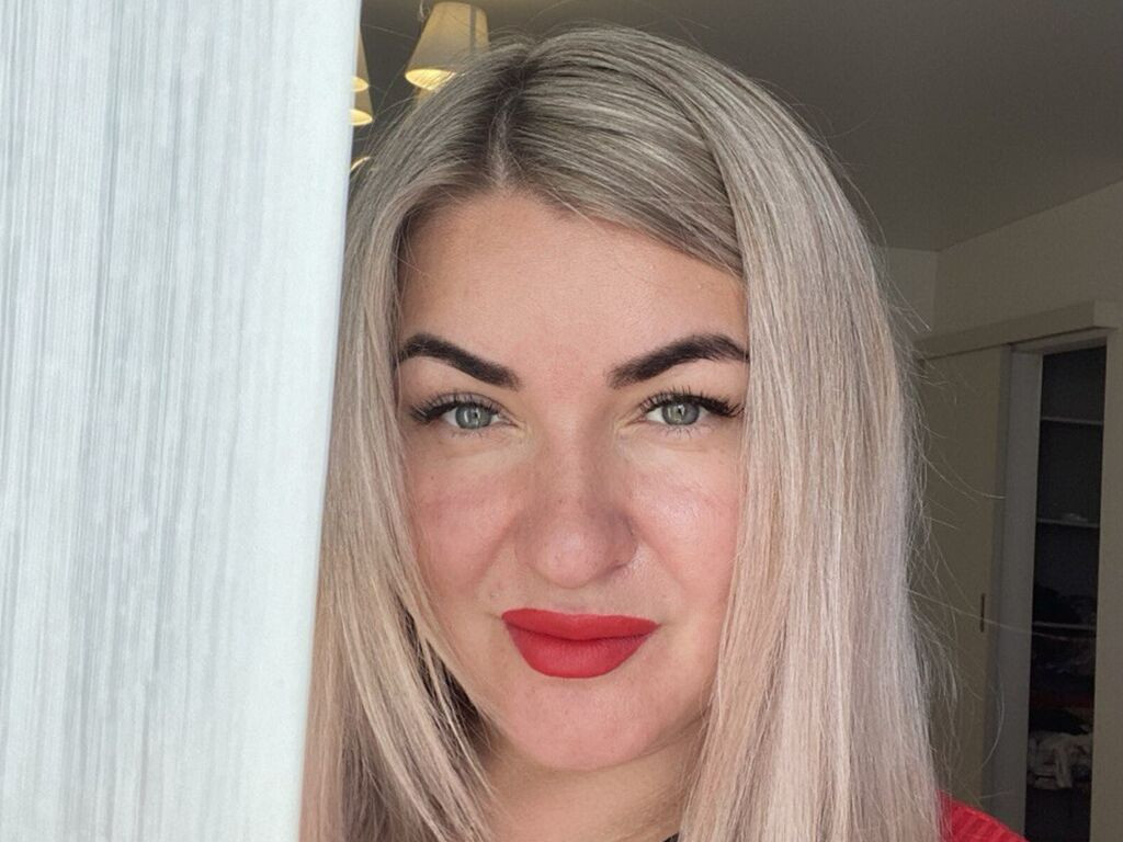 NikaSkylink LiveJasmin