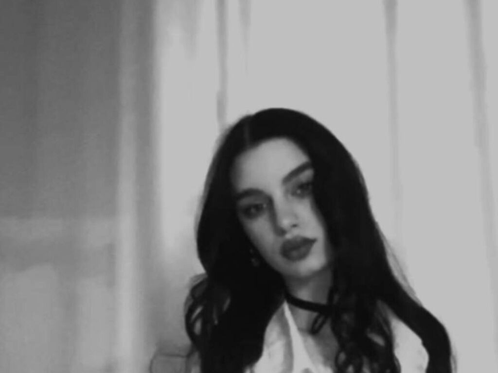 NildaMettling LiveJasmin