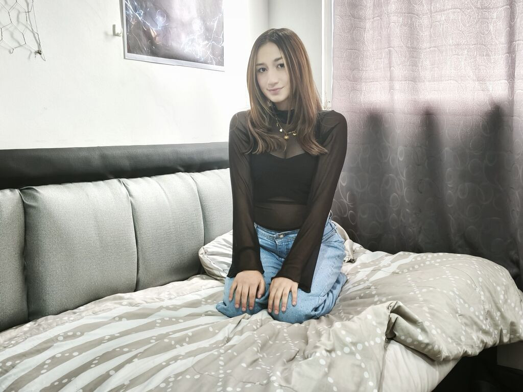 NinaCeleste LiveJasmin