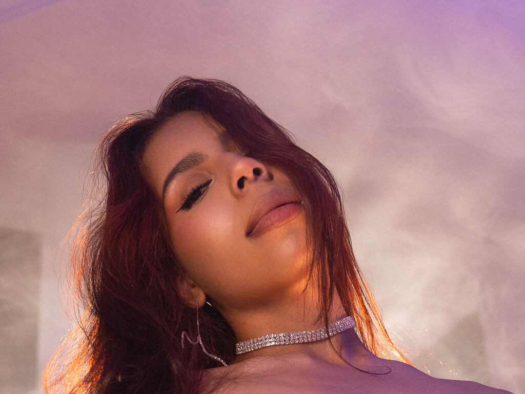 NinnaLawrence Desnudo