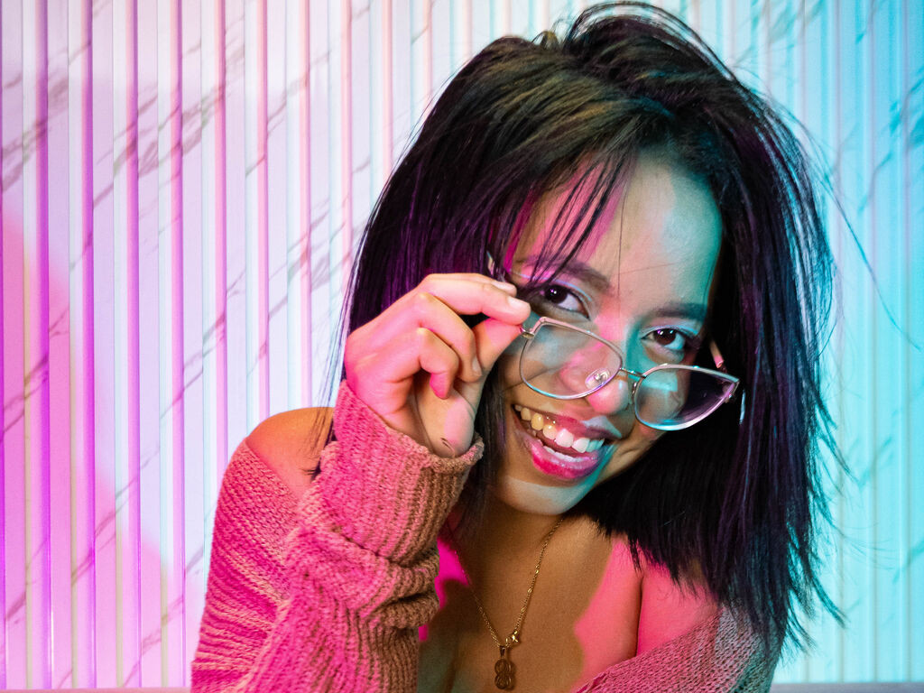 NinnaRosses LiveJasmin