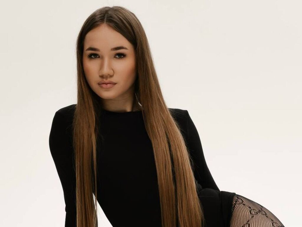 NoraGergert LiveJasmin