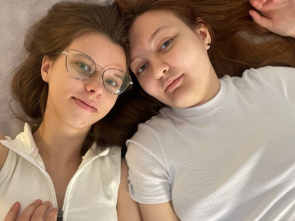 OdiliaAndWilda LiveJasmin