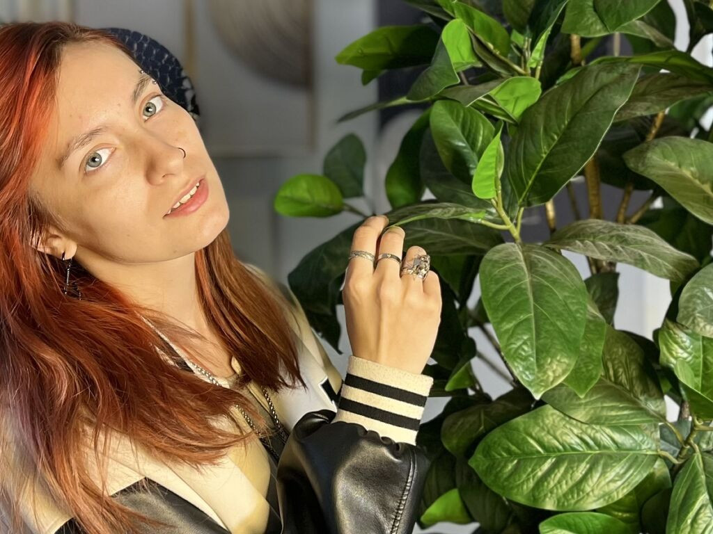 OlindaBaher LiveJasmin
