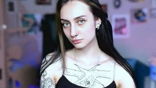 OliviaNortons Cam