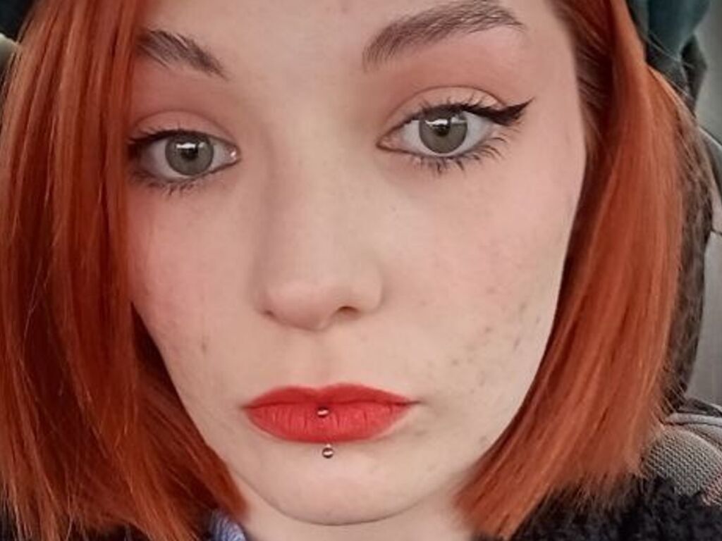 OuidaFeldhaus LiveJasmin