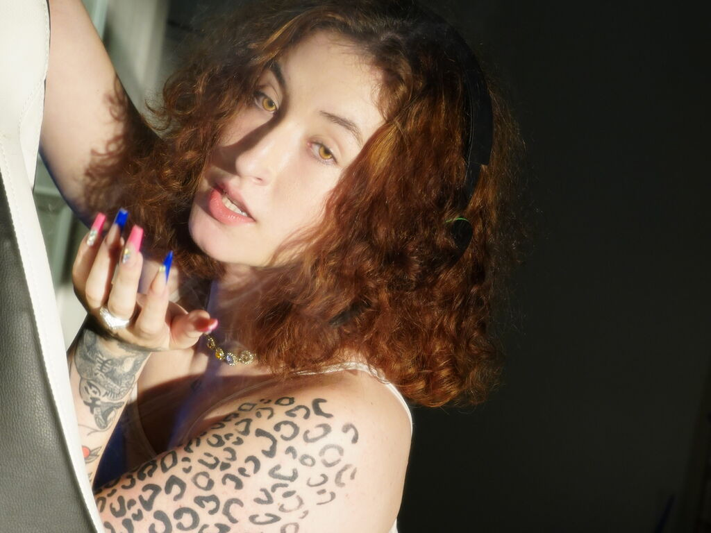 Parkergyatt Nude