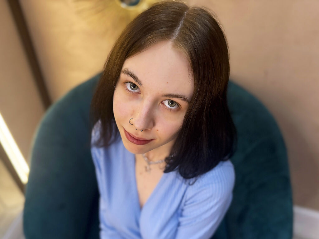 PaulaRavens LiveJasmin